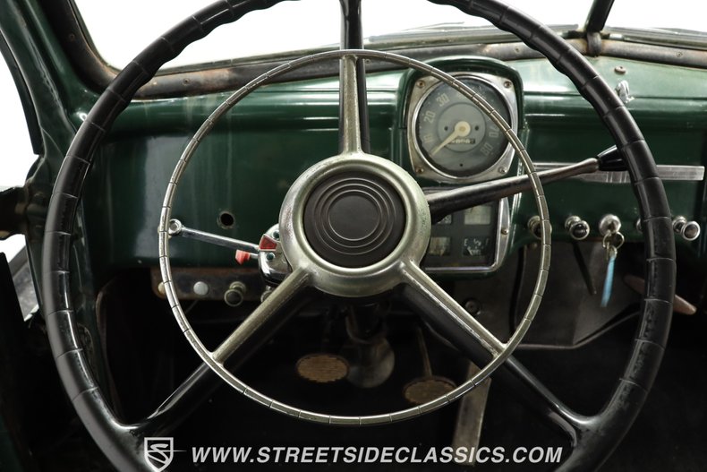 Dodge-Pickup-1952-Dark-Green-Brown-42