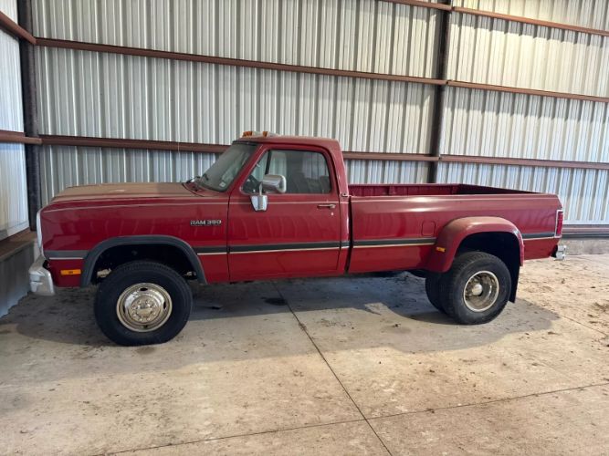 Dodge-Pickup-1992-Red-Red-1