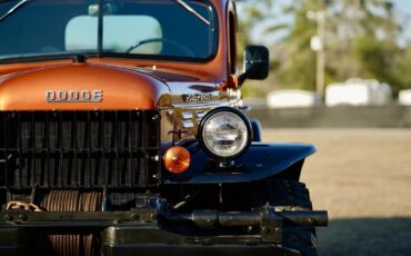 Dodge-Power-Wagon-1968-Pickup-16