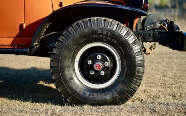 Dodge-Power-Wagon-1968-Pickup-19