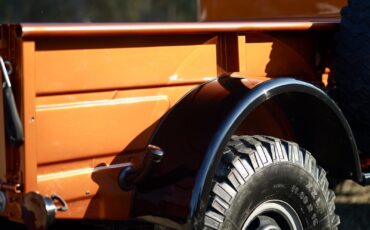 Dodge-Power-Wagon-1968-Pickup-23