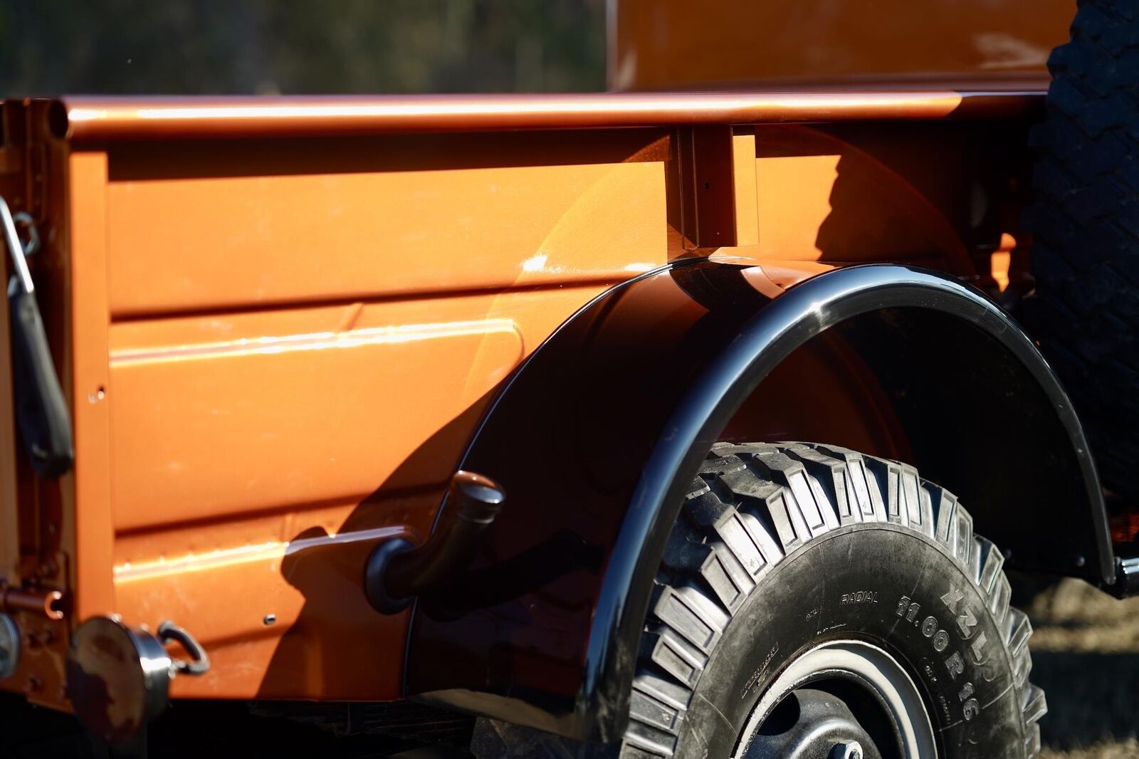Dodge-Power-Wagon-1968-Pickup-23