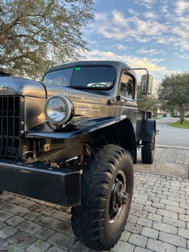 Dodge-Power-wagon-1957-Two-Tone-Gunmetal-Gr-6