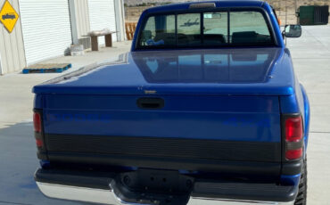 Dodge-Ram-1500-1994-Standard-Cab-Pickup-2