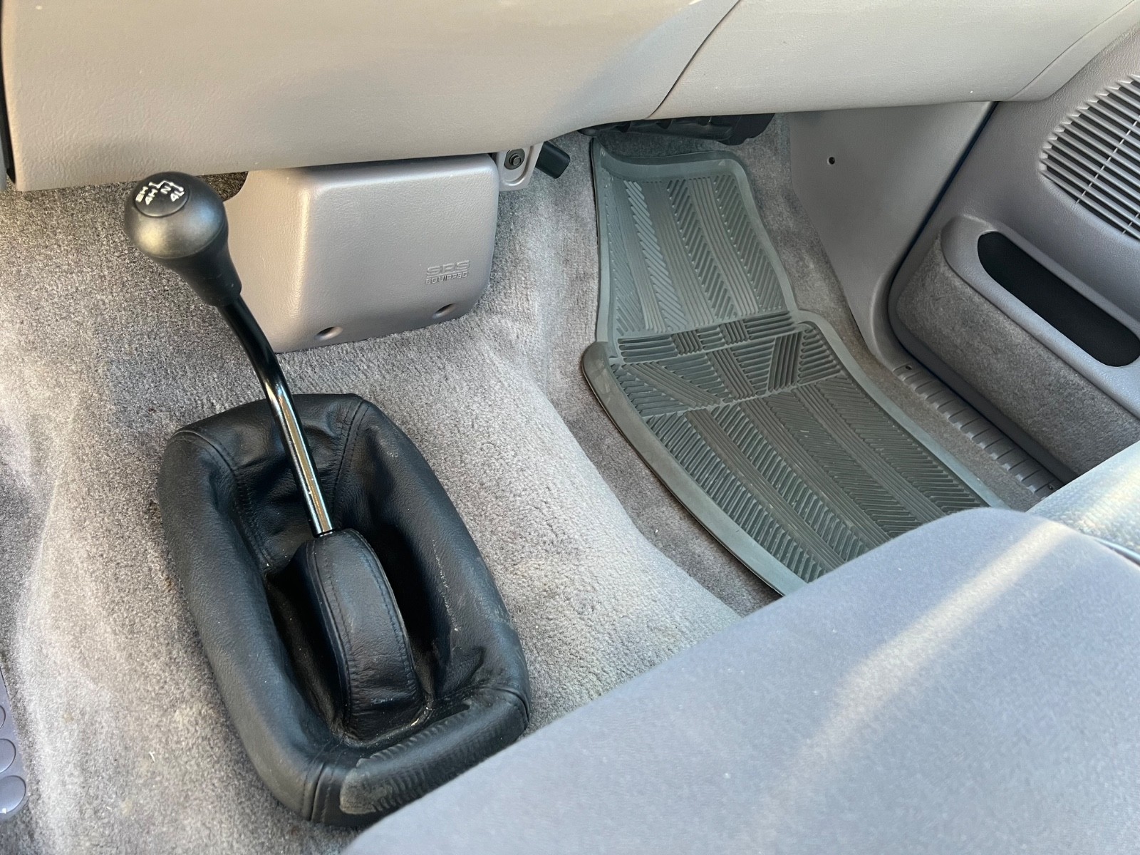 Dodge-Ram-1500-1994-Standard-Cab-Pickup-7