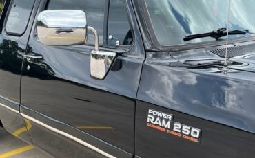 Dodge-Ram-1993-19