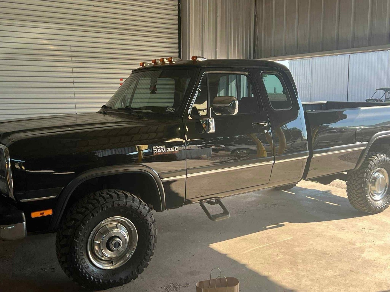 Dodge-Ram-1993-28