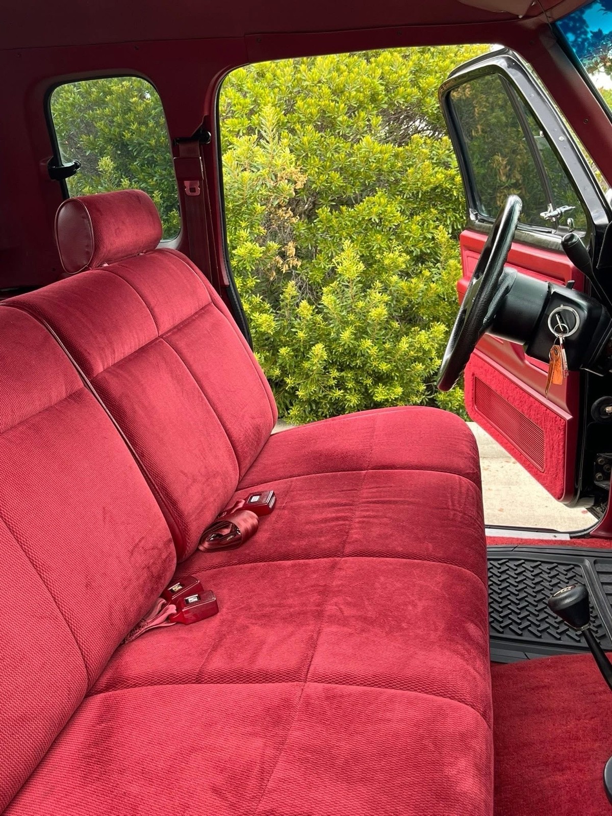 Dodge-Ram-1993-32