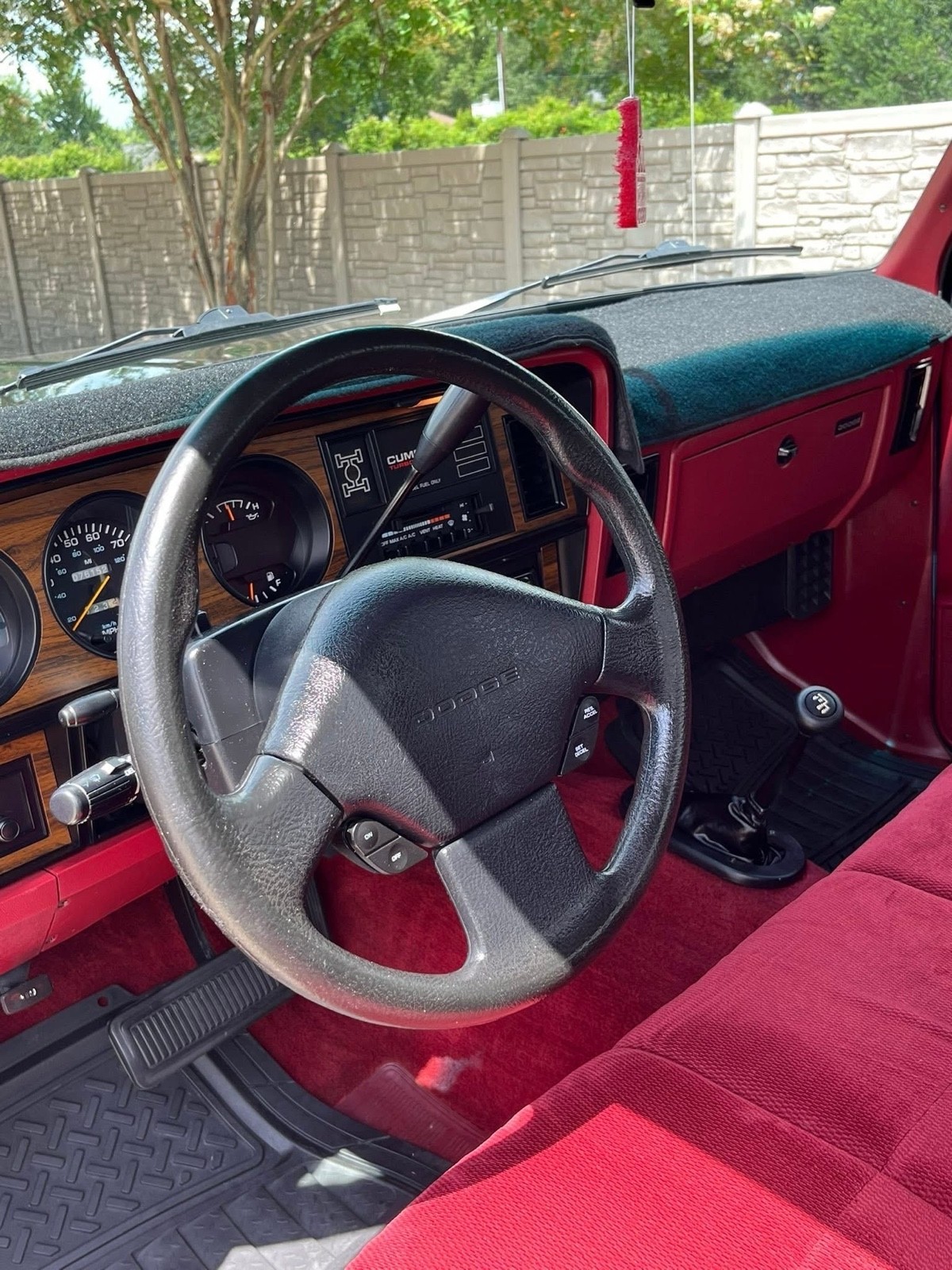 Dodge-Ram-1993-37