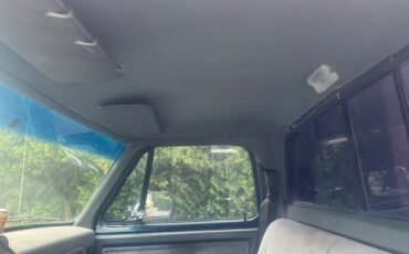 Dodge-Ram-2500-1992-12