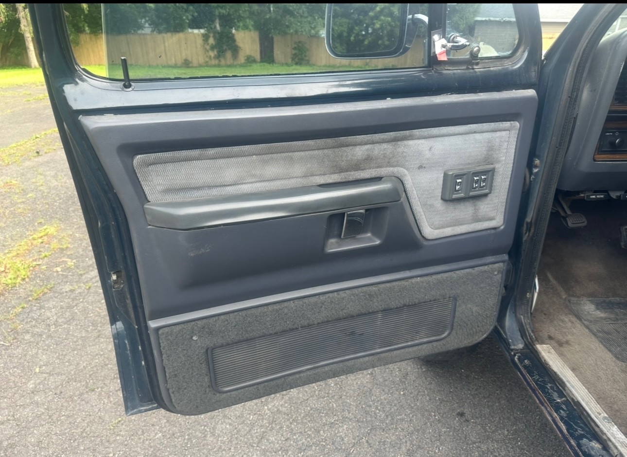 Dodge-Ram-2500-1992-14