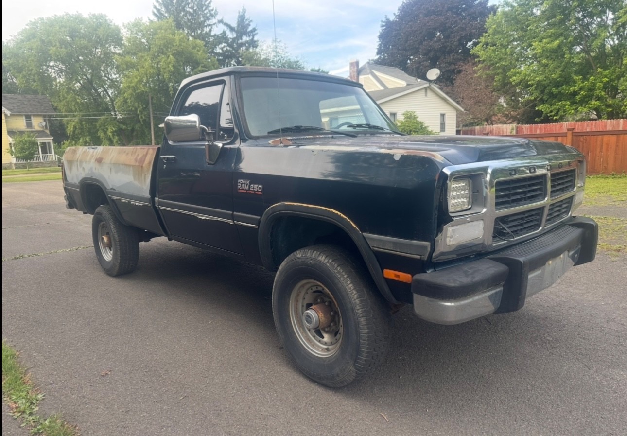 Dodge-Ram-2500-1992-2