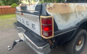 Dodge-Ram-2500-1992-23