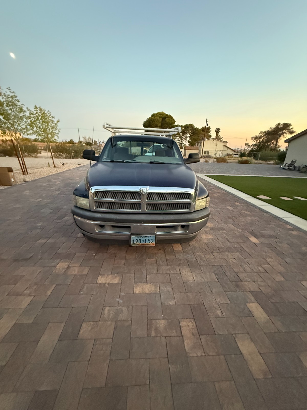 Dodge-Ram-2500-1995-Standard-Cab-Pickup-1