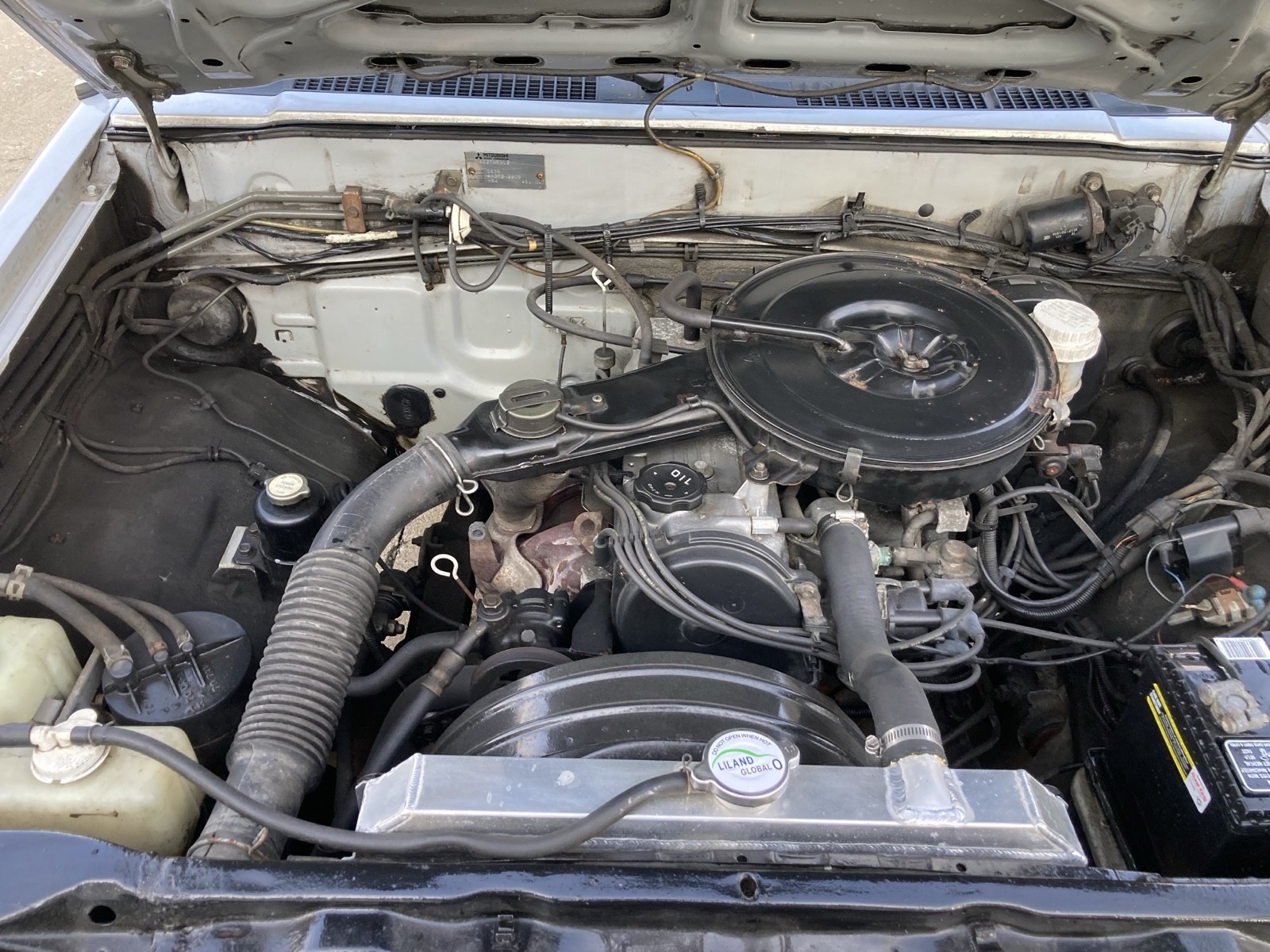 Dodge-Ram-50-1989-12