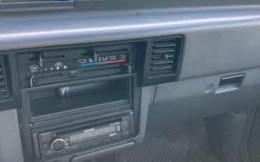 Dodge-Ram-50-1989-9