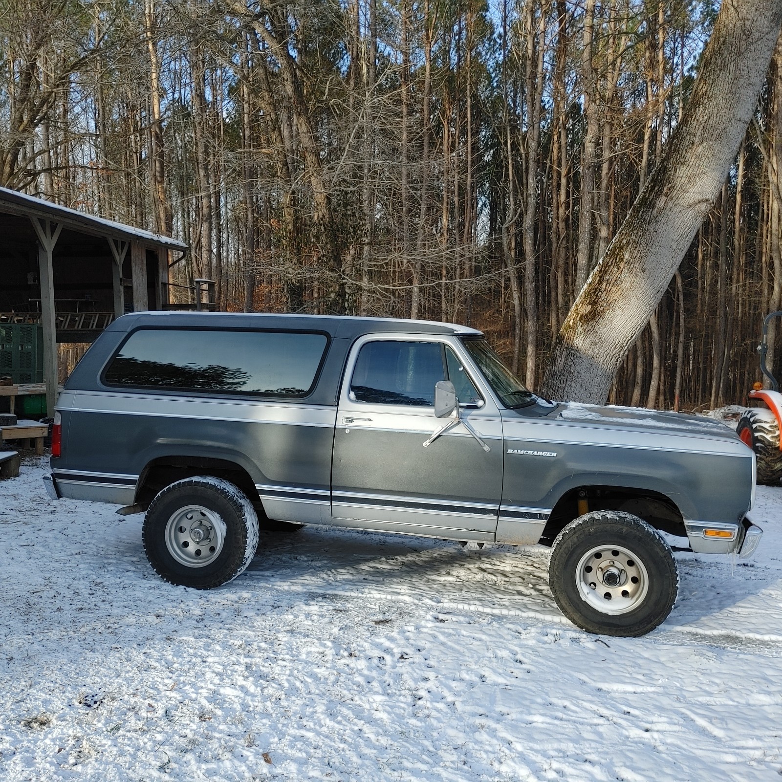 Dodge-Ramcharger-1980-SUV-15