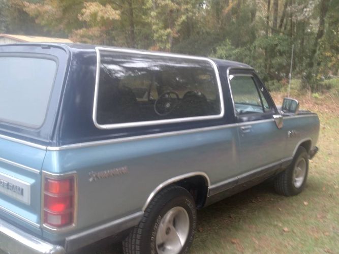 Dodge-Ramcharger-1984-Blue-6
