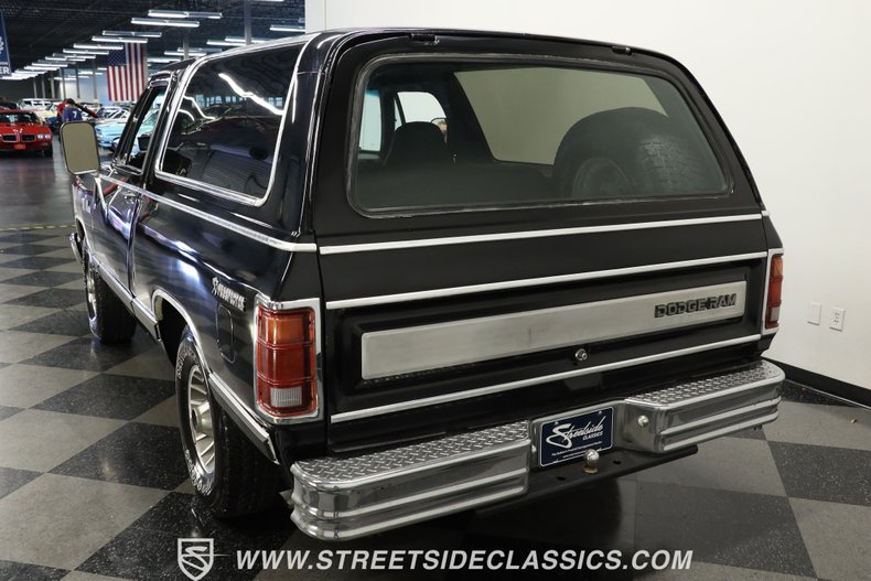 Dodge-Ramcharger-1986-Black-Black-10