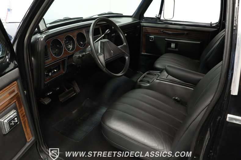 Dodge-Ramcharger-1986-Black-Black-3