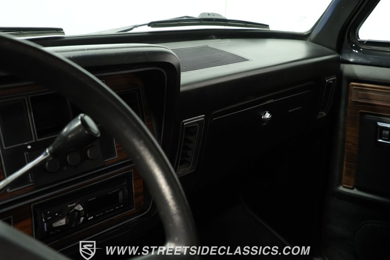 Dodge-Ramcharger-1986-Black-Black-38
