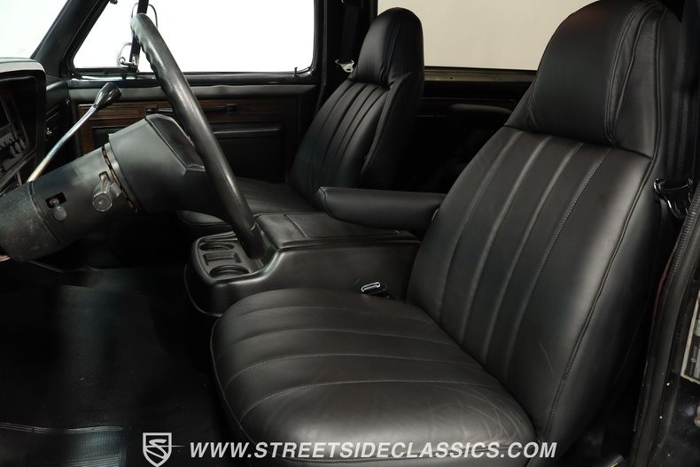 Dodge-Ramcharger-1986-Black-Black-39