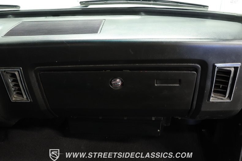 Dodge-Ramcharger-1986-Black-Black-45