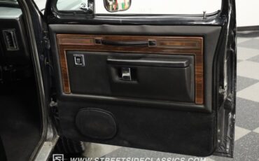 Dodge-Ramcharger-1986-Black-Black-46