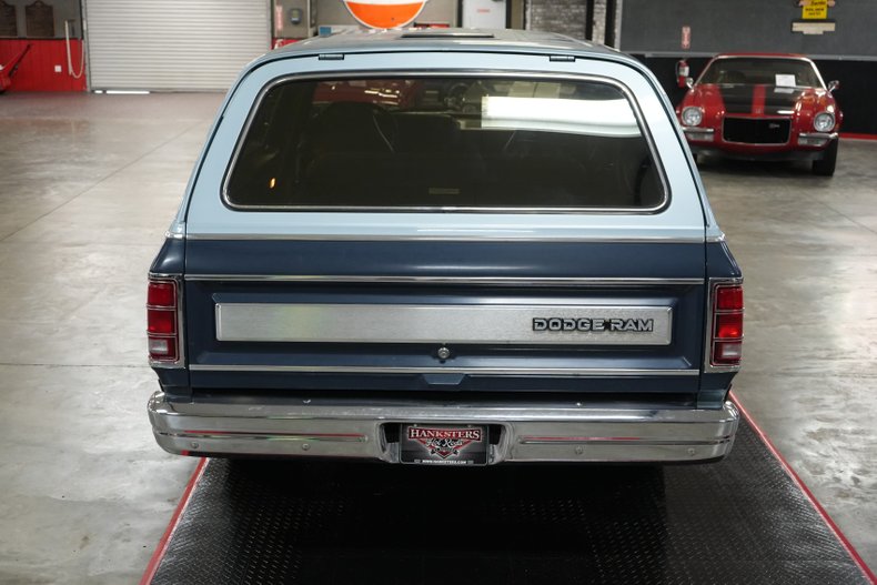 Dodge-Ramcharger-1987-Light-Blue-Light-Blue-14