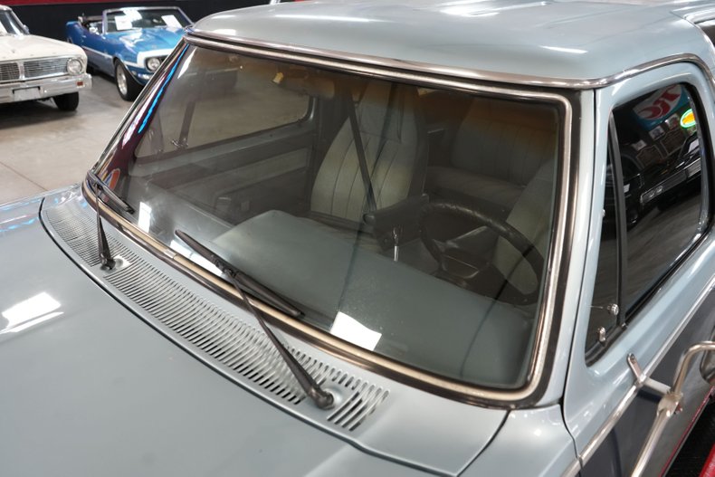 Dodge-Ramcharger-1987-Light-Blue-Light-Blue-33