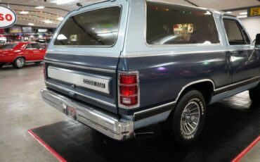 Dodge-Ramcharger-1987-Light-Blue-Light-Blue-42