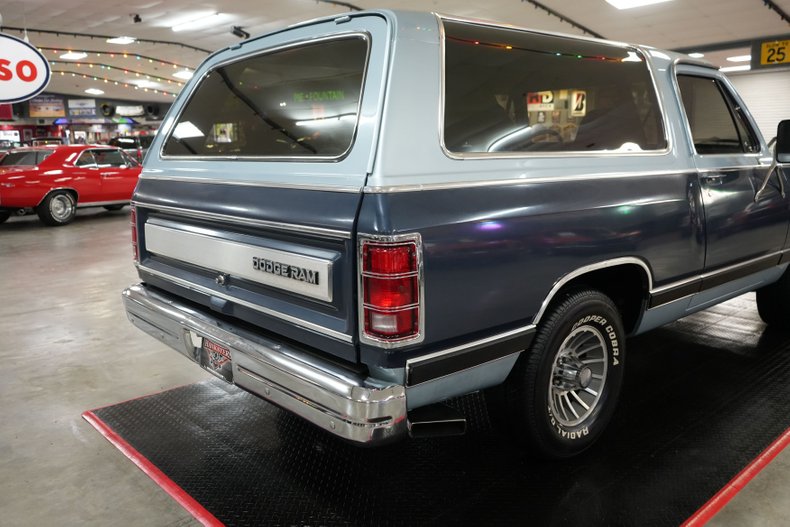Dodge-Ramcharger-1987-Light-Blue-Light-Blue-42