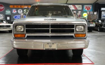 Dodge-Ramcharger-1987-SUV-24