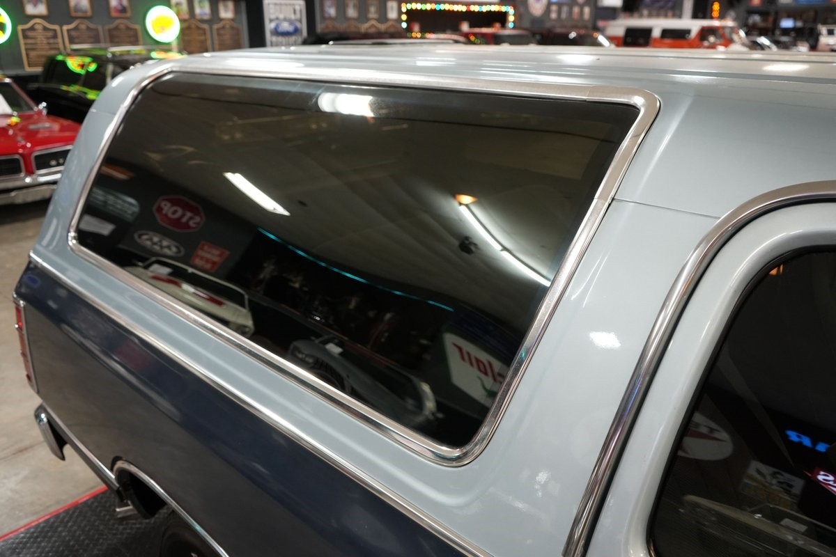 Dodge-Ramcharger-1987-SUV-35