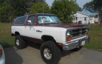 Dodge Ramcharger 1987 SUV