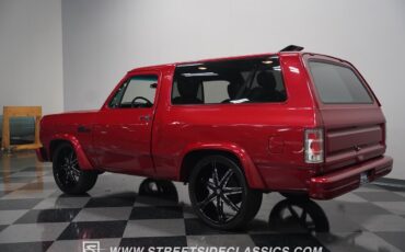 Dodge-Ramcharger-1992-SUV-11