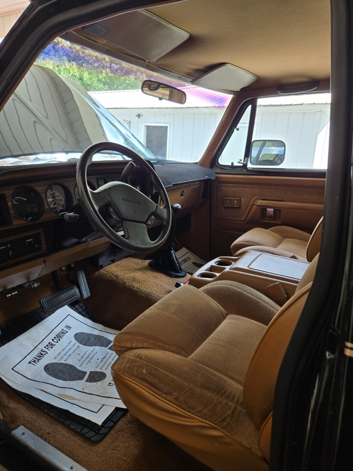 Dodge-Ramcharger-1993-SUV-17