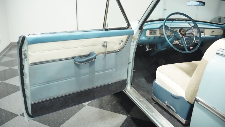 Dodge-Royal-1954-Bermuda-Blue-Blue-32