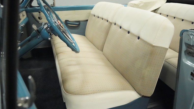 Dodge-Royal-1954-Bermuda-Blue-Blue-40