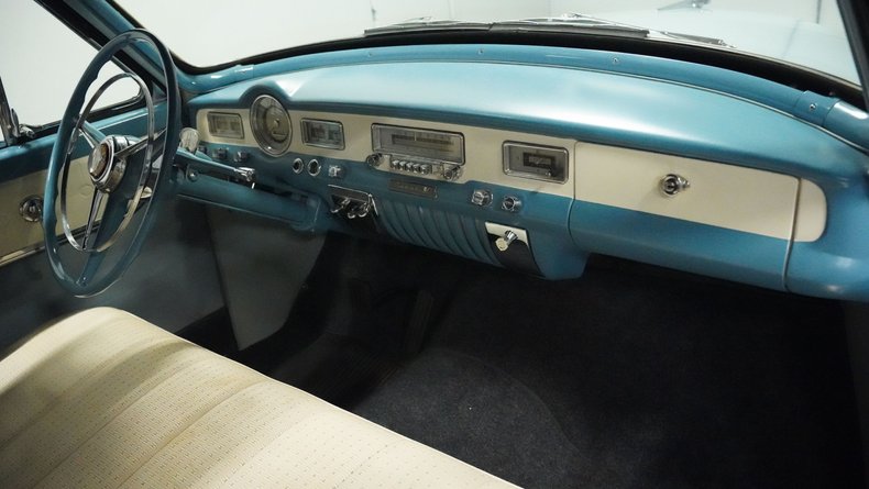 Dodge-Royal-1954-Bermuda-Blue-Blue-45
