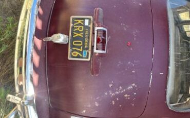 Dodge-Sedan-1942-Maroon-Tan-7