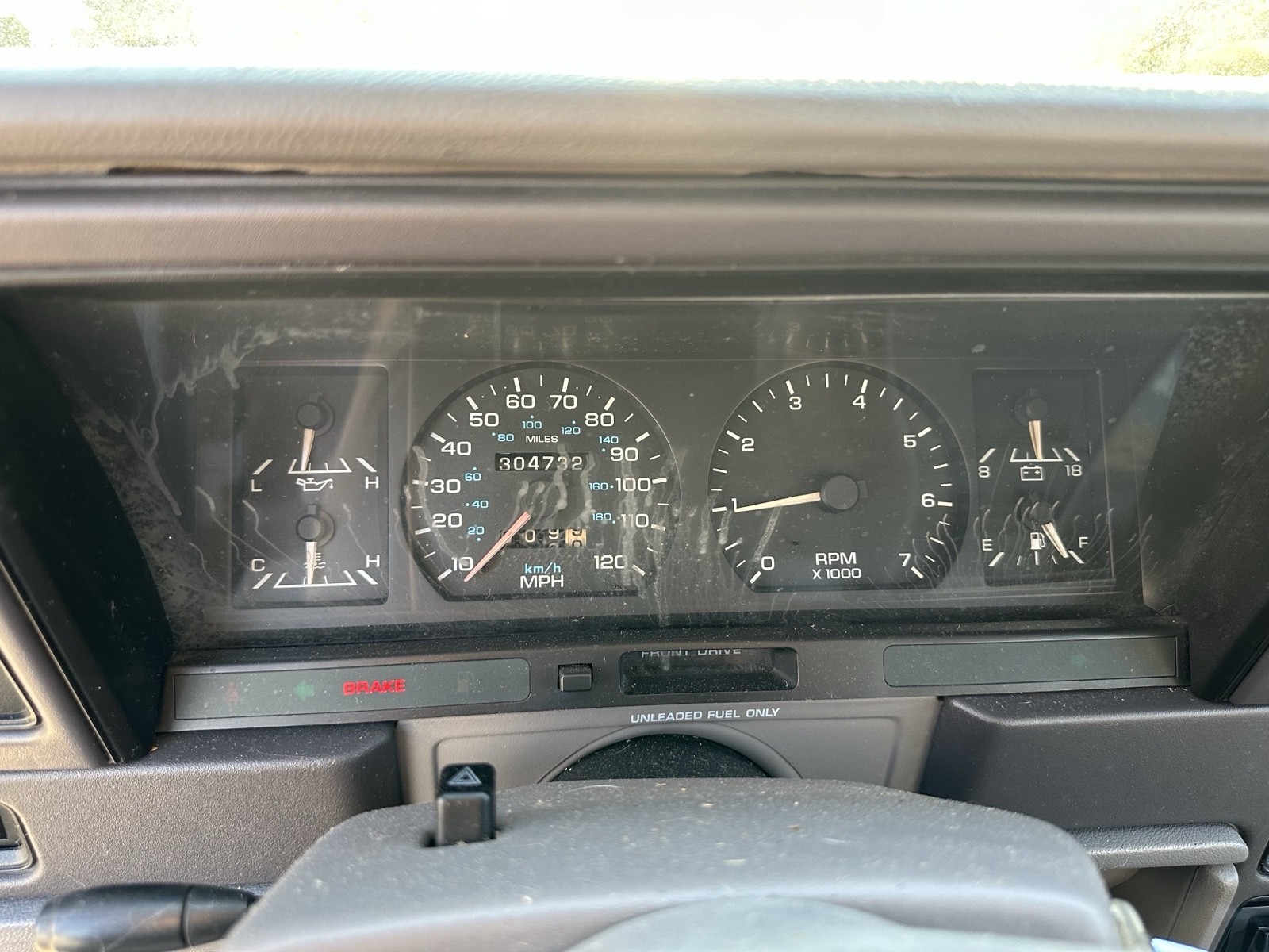 Dodge-Spirit-1992-Sedan-14
