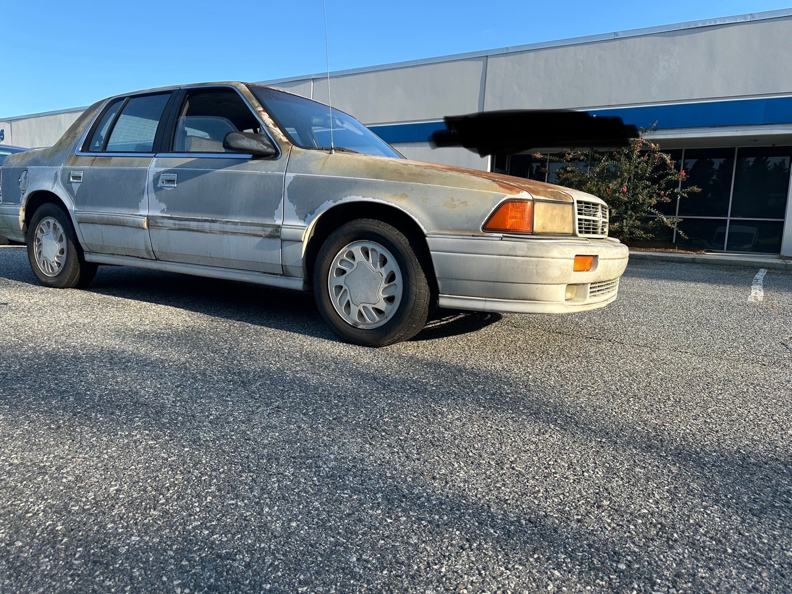 Dodge-Spirit-1992-Sedan-2