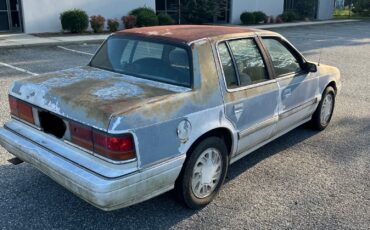 Dodge-Spirit-1992-Sedan-3