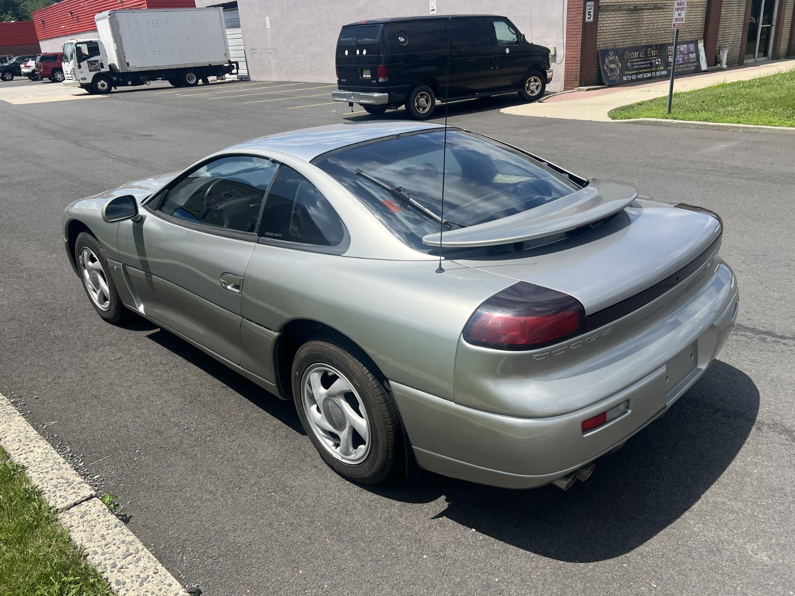 Dodge-Stealth-1994-Hatchback-9