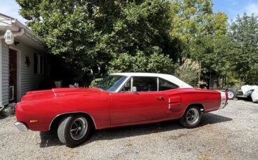 Dodge-Super-bee-1969-Red-Black-2