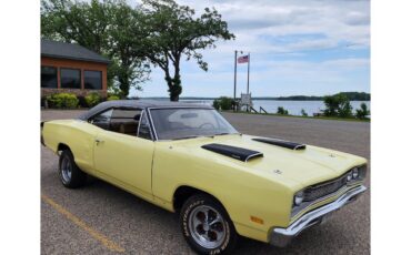 Dodge-Super-bee-1969-Yellow-Tan-9