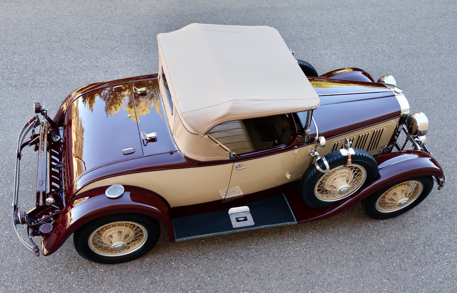 Dodge-Victory-Six-1928-Convertible-12