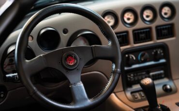 Dodge-Viper-1994-Convertible-28