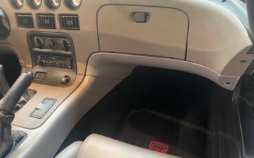 Dodge-Viper-1994-Convertible-33